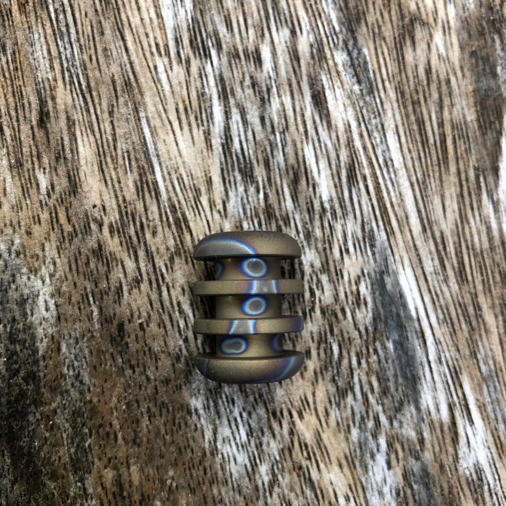 Titanium Ribbed Lanyard Beads - Ti Survival